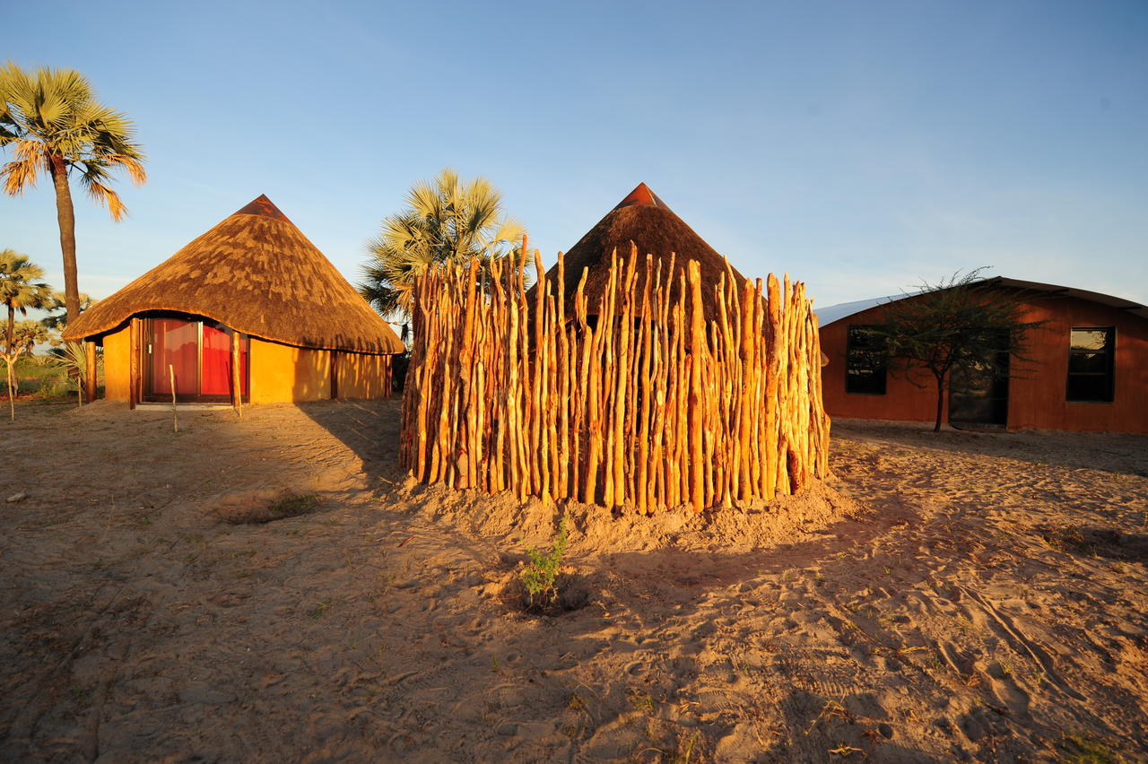 Ongula Village Homestead Lodge Omupumba Exterior photo
