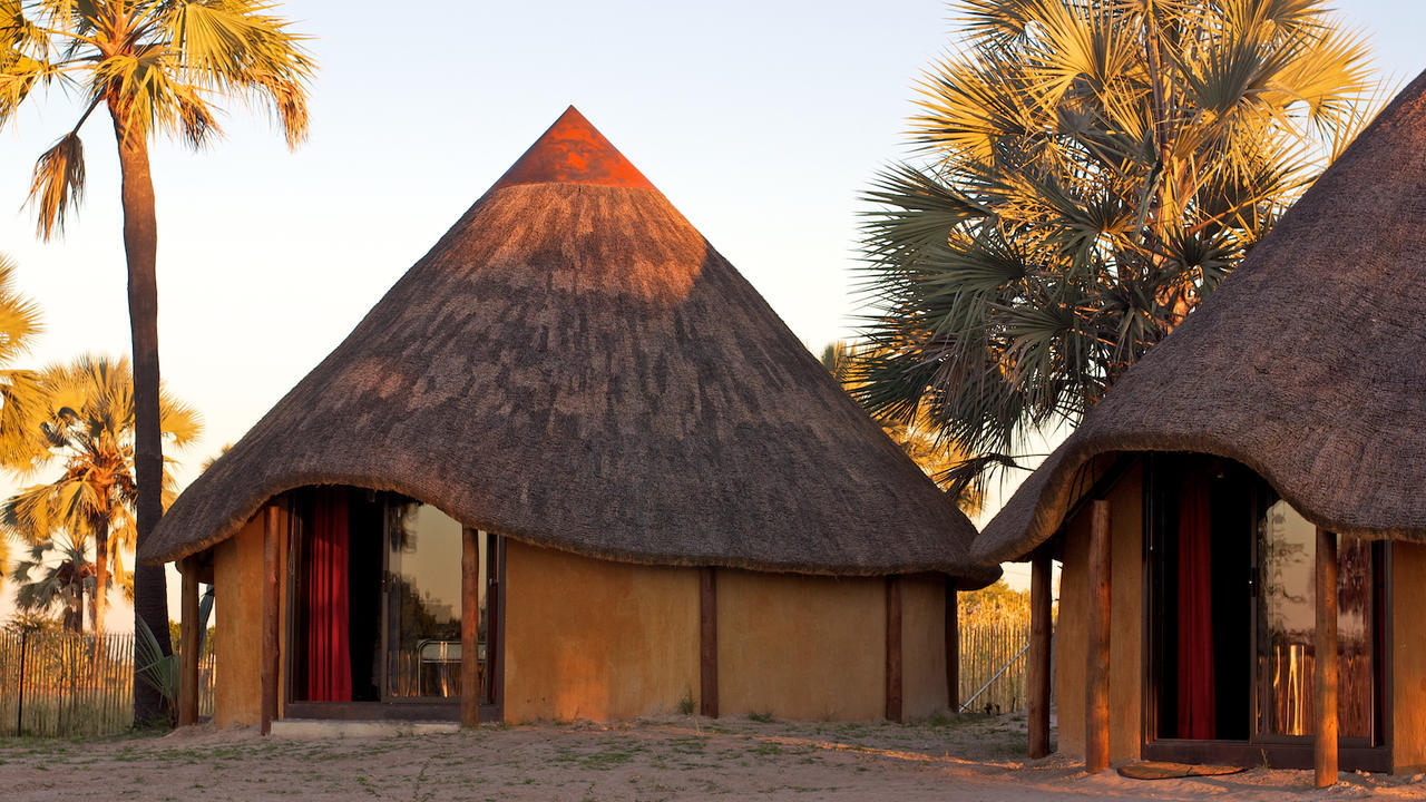 Ongula Village Homestead Lodge Omupumba Exterior photo